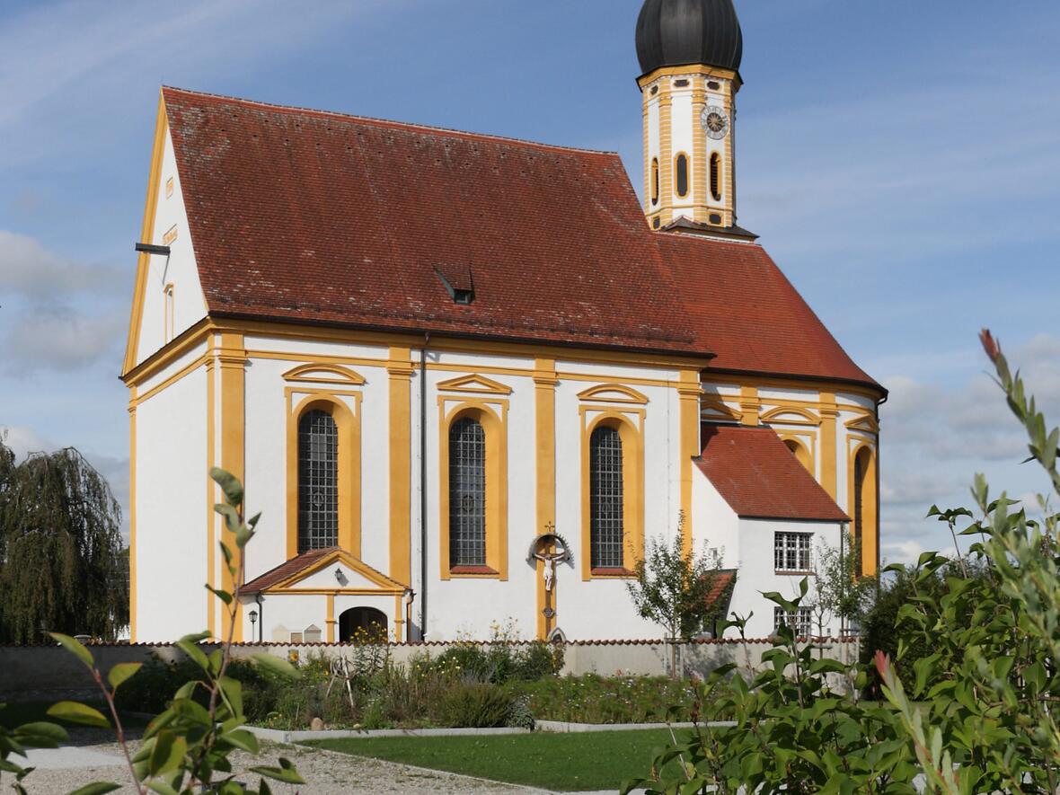 Pfarrkirche St. Matthäus in Kinsau; Ansicht von Südwesten